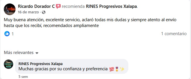 Vehículo con rines de lujo